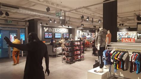 openingstijden intersport tilburg